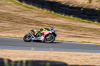 anglesey-no-limits-trackday;anglesey-photographs;anglesey-trackday-photographs;enduro-digital-images;event-digital-images;eventdigitalimages;no-limits-trackdays;peter-wileman-photography;racing-digital-images;trac-mon;trackday-digital-images;trackday-photos;ty-croes